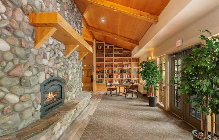 Legacy Lodge — Photo 6