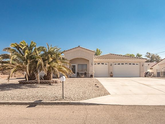 2nd image of 3207 Gatewood Dr