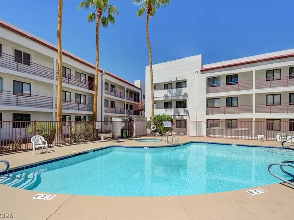 1381 E University Ave, Las Vegas, NV