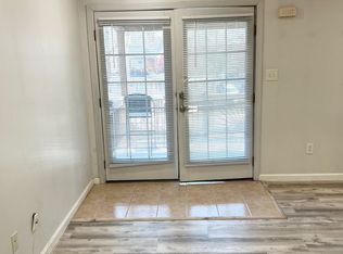 Updated 1 Bedroom, 1 Bathroom in the Southside Slopes- 2 Car Garage Parking + Storage/ Workshop!!, Pittsburgh, PA 15210