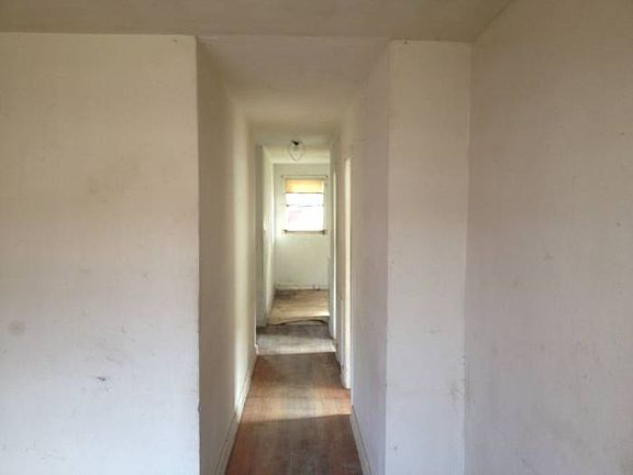 Unit 1 Hallway