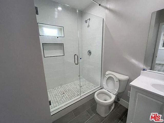 2nd image of 6206 Mayfield Ave #6206