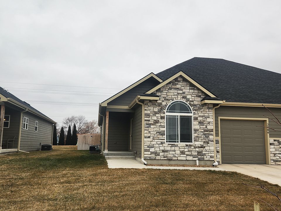 1st image of 2806 Crystal Lake Dr