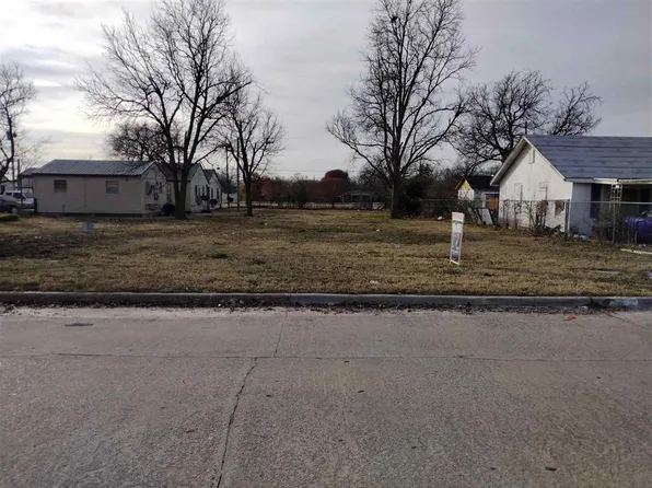 1204 SW C Ave, Lawton, OK 73501