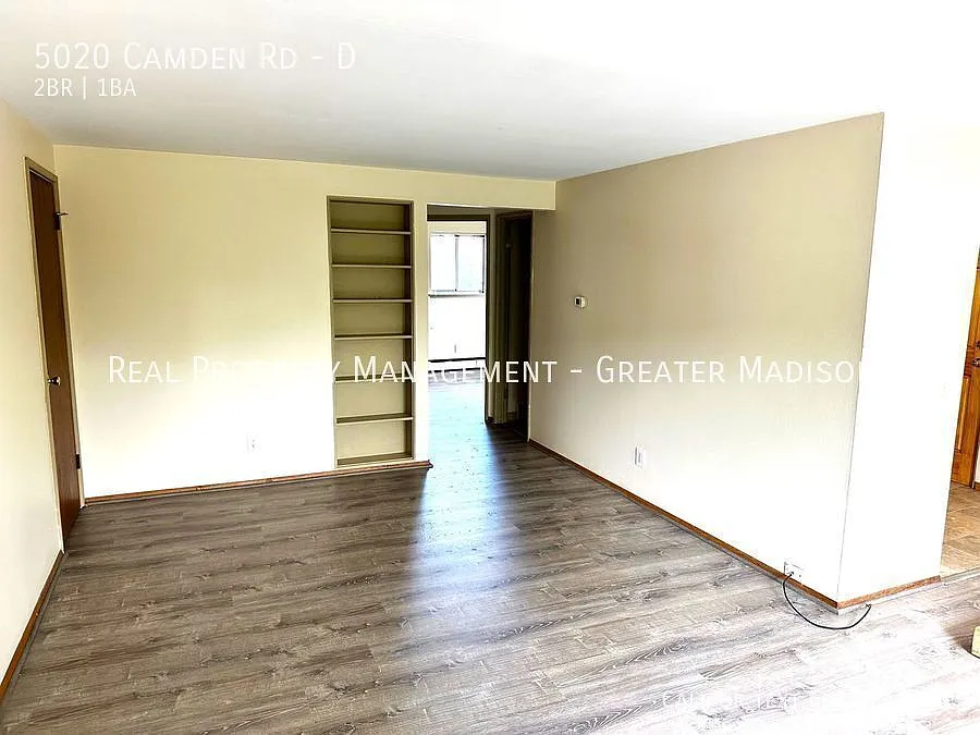 Building Photo - 5020 Camden Rd #D