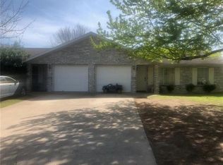1337 Shannon St, Springdale, AR 72764