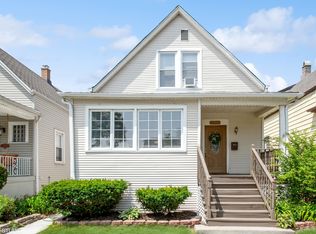 5010 W Waveland Ave, Chicago, IL 60641