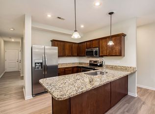 6323 Darnell St, Shawnee, KS 66216
