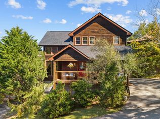 420 Stone Ridge Way, Pigeon Forge, TN 37863