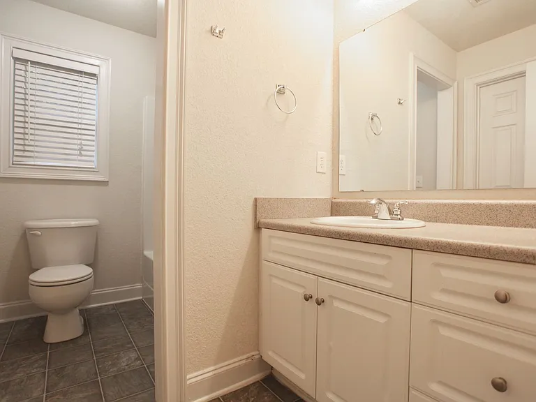807 W Longleaf Dr #85 — Photo 7
