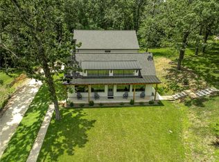 14466 Shipe Rd, Gravette, AR 72736