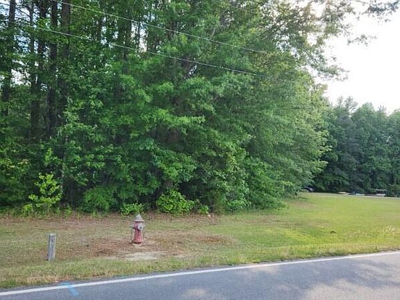 3rd image of 995A Barbour Rd