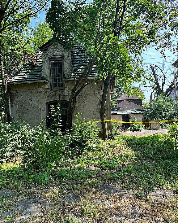 2nd image of 38 Yale Ave