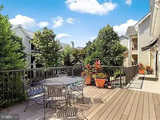 3308 Wyndham Cir #321 — Photo 45