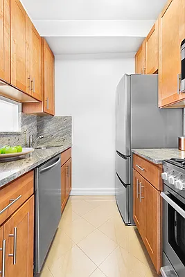 Rented by Compass | media 13