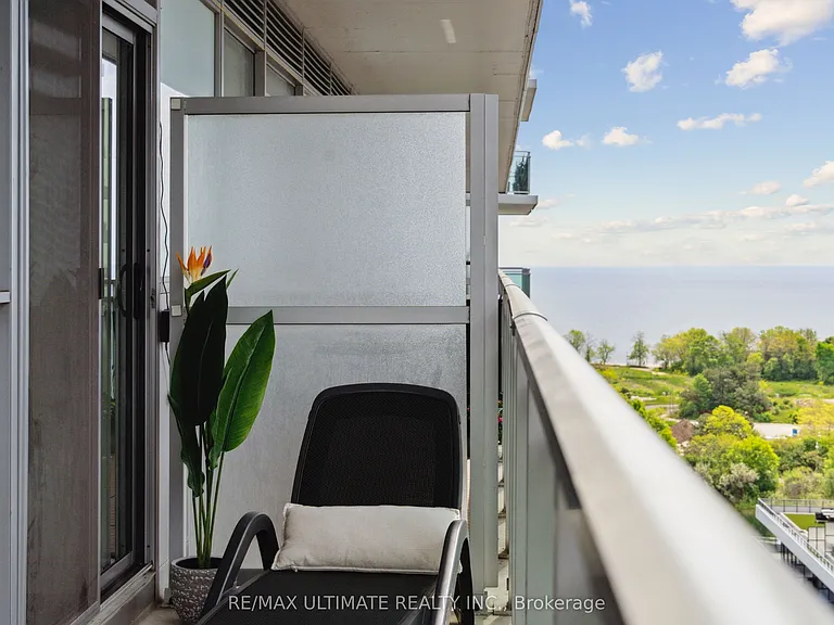 33 Shore Breeze Dr #1003 — Photo 26