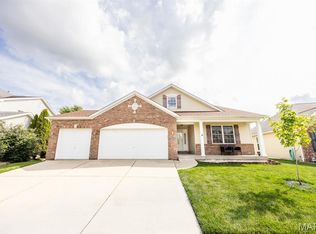 1129 Gulfstream Way, Mascoutah, IL 62258