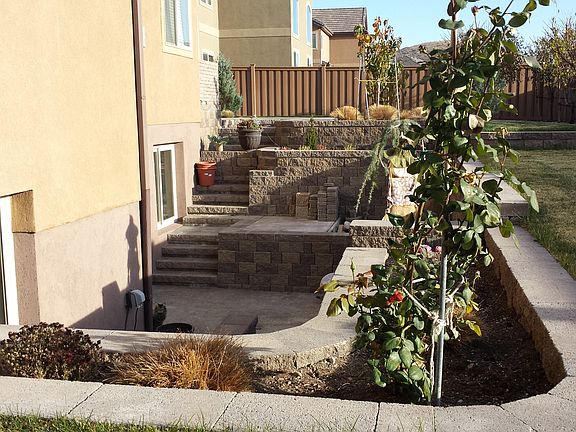 3rd image of 2071 W Whisper Wood Dr