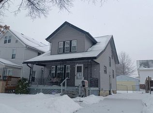 1121 Beardsley St, Akron, OH 44301