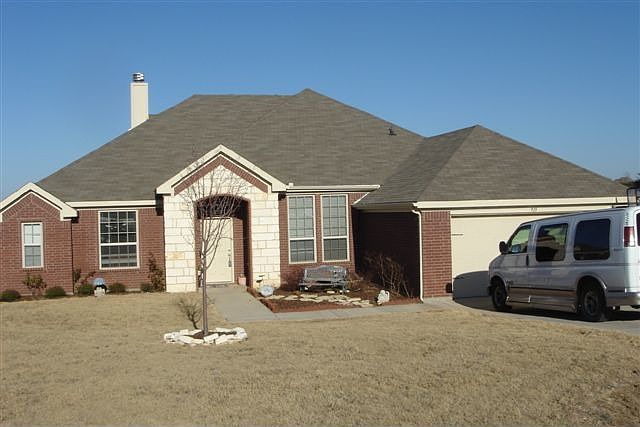 1st image of 913 Ambling Way Ct