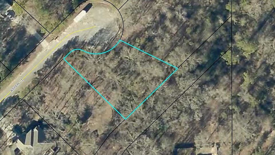 2nd image of 410 Aspen Ct