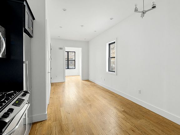 2nd image of 605 Onderdonk Ave #1L