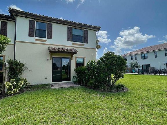 2nd image of 12838 Anthorne Ln