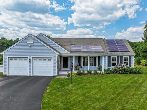 8 Cranberry Ln, Wareham, MA 02571