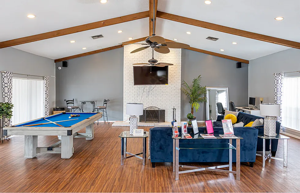 Stonebridge Manor — Photo 4