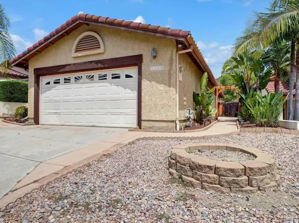 1350 Dos Hermanos Gln, Escondido, CA 92027