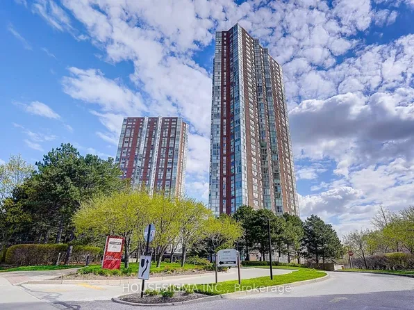 7 Concorde Pl, Toronto, ON