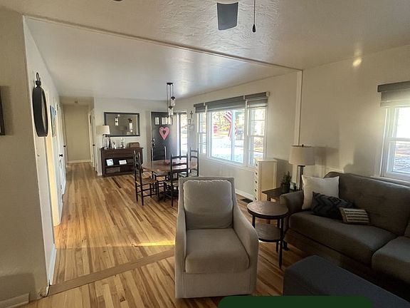 4th image of 1233 E La Salle St