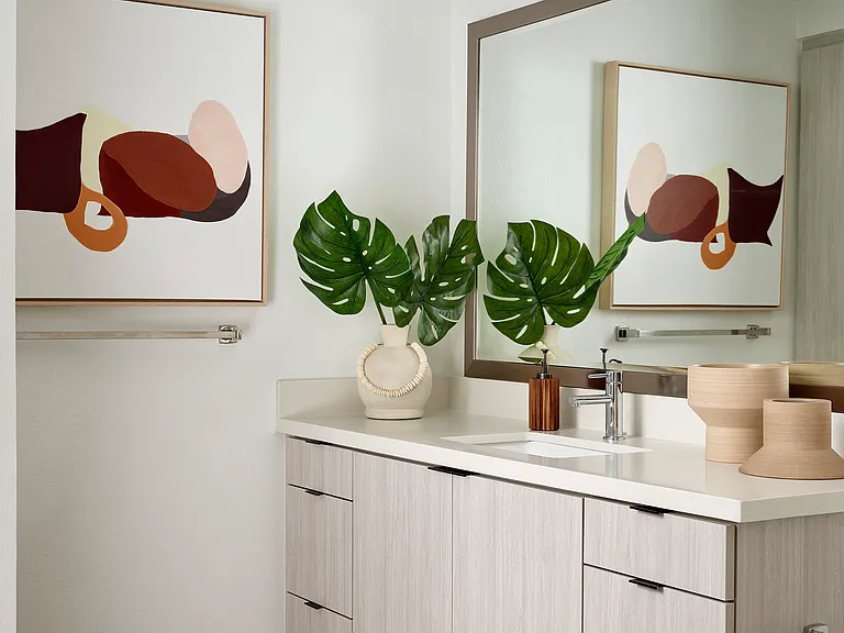 B500 - 2 Bed, 2 Bath
