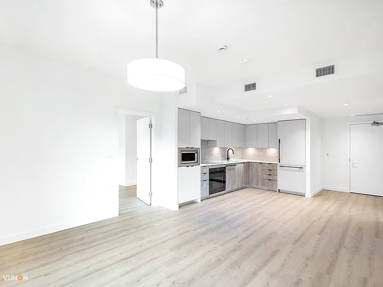 755 Harbourside Dr #619 — Photo 15