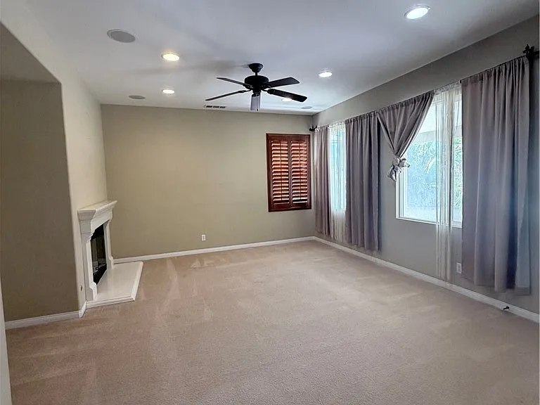 13682 Perry Ann Cir — Photo 4