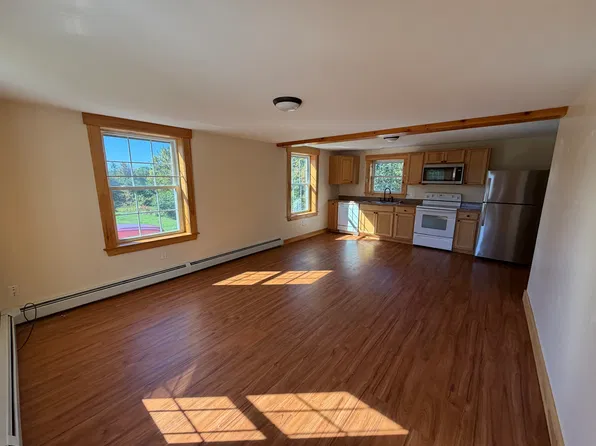 500 Ridge Rd #1B, Windsor, ME 04363