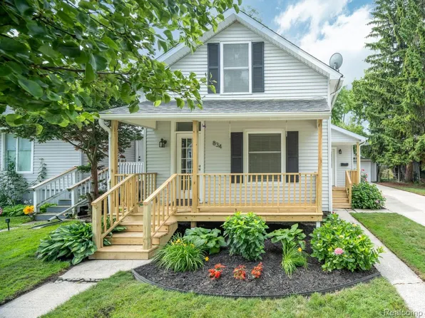 834 Union St, Port Huron, MI 48060