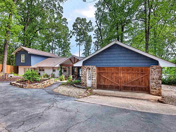 3rd image of 1391 Timberlake Dr