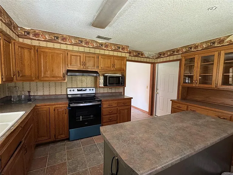 7111 SW 80th Ave — Photo 14