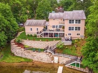 27 Eagle St, Southwick, MA 01077