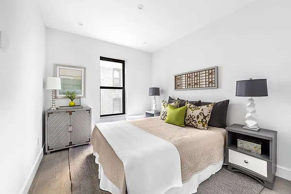 Sold by Compass | media 4