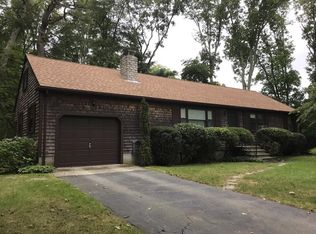7 Alice St, Dartmouth, MA 02747