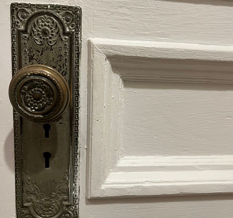 detail vintage features