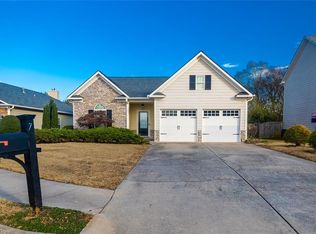 7 Barrett Ln SE, Cartersville, GA