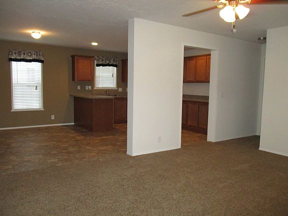 5th image of 516 Courtland Ln #50