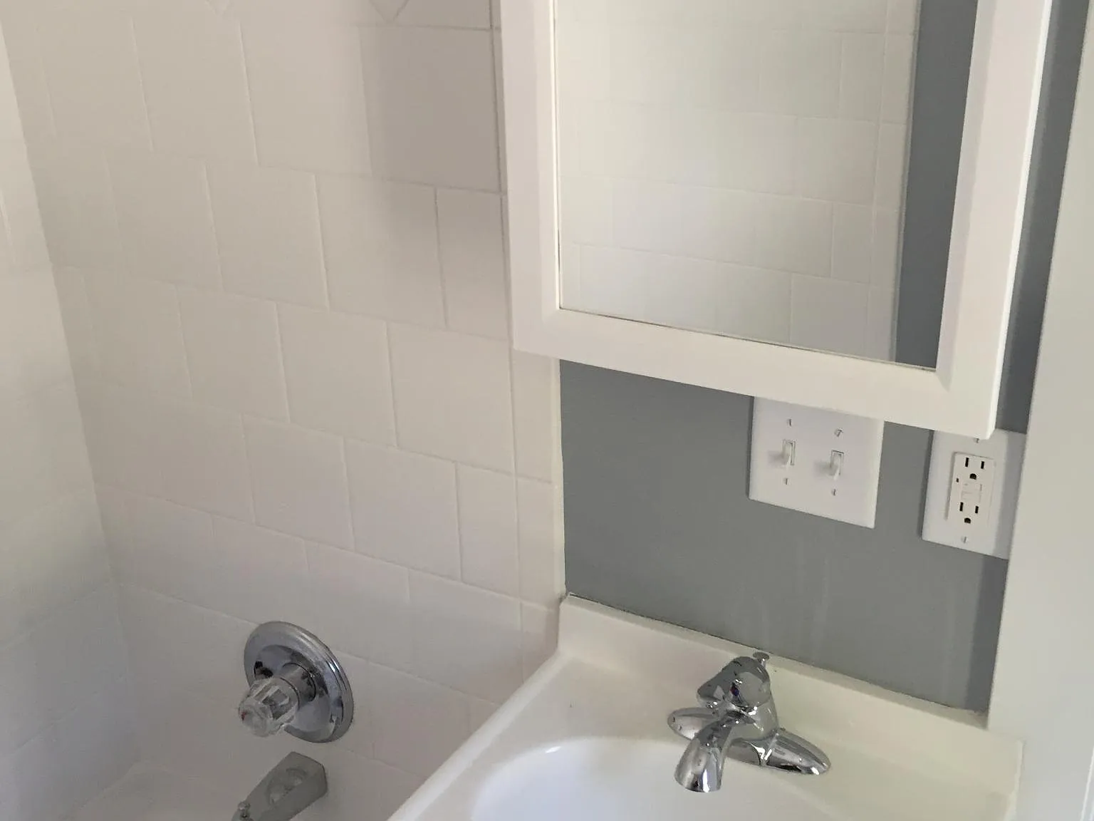1 bed, 700 sqft, $1,100 — Photo 3