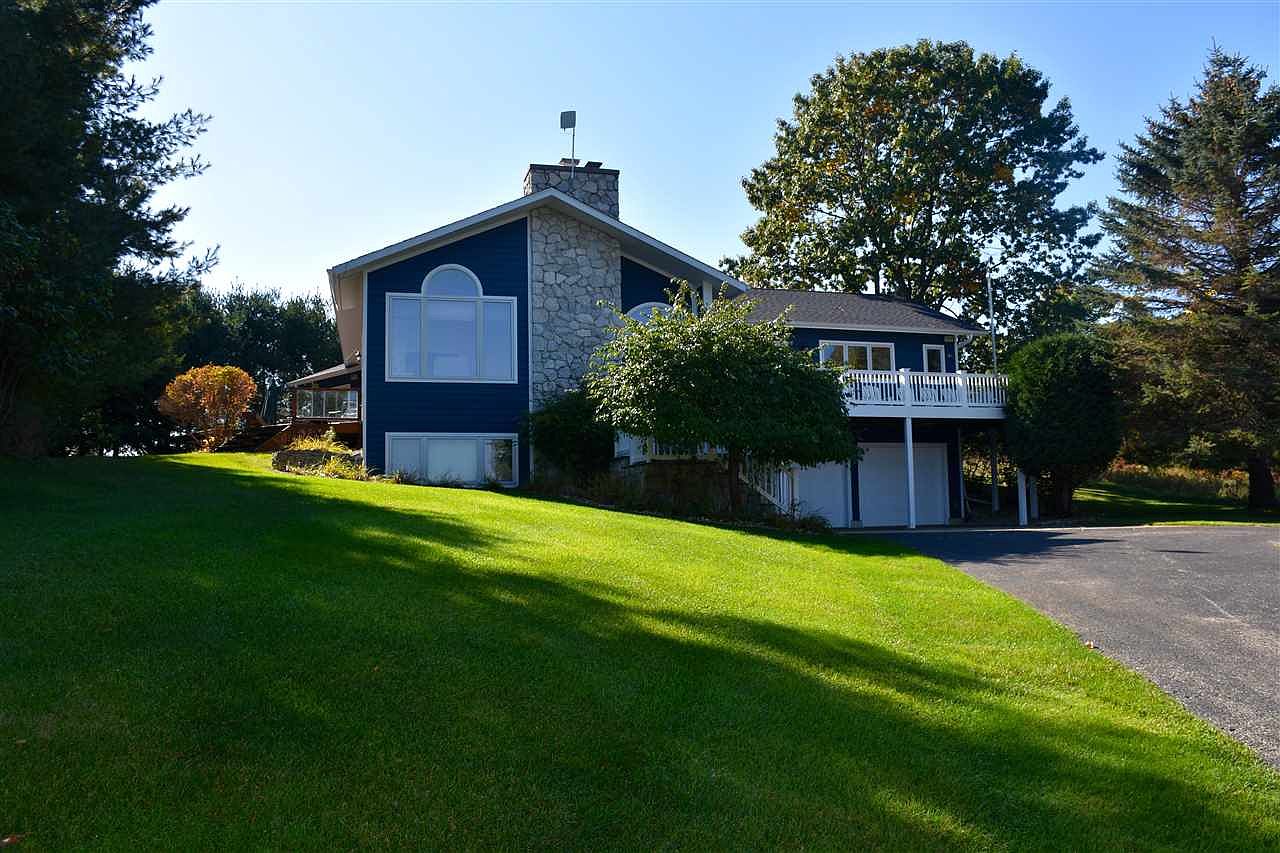 2816 Park Ln, Boyne City, MI 49712 Zillow