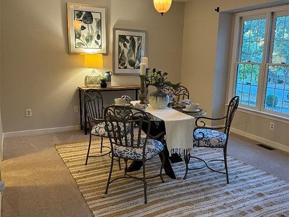 5th image of 8239 Tarragon Dr