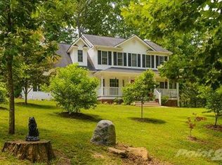 11 Carter Hill Dr, Leicester, NC 28748