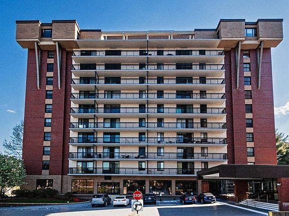 2nd image of 60 Longwood Ave APT 508